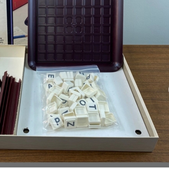 Vintage Upwords Board Game 1983 3-Dimensional Word Game Milton Bradley - Picture 2 of 2